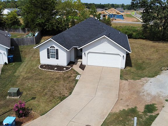 2nd image of 5408 S Spring Court