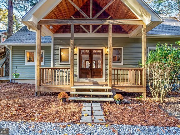 3rd image of 205 Briarwood Ln