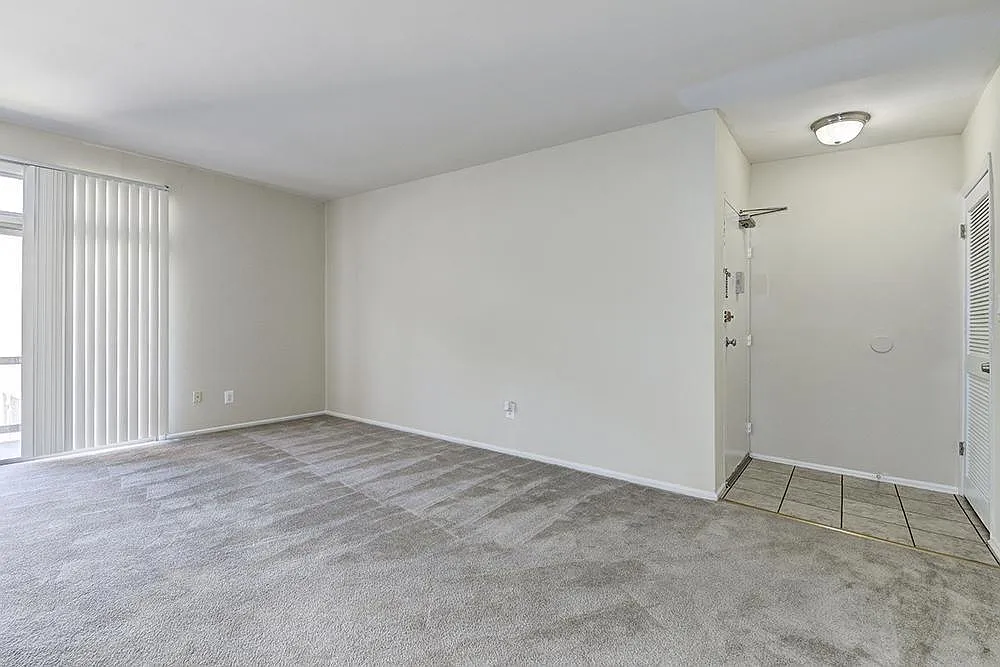 Wheaton House — Photo 2
