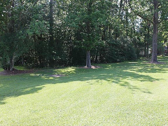 3rd image of 64 River Plantation Dr