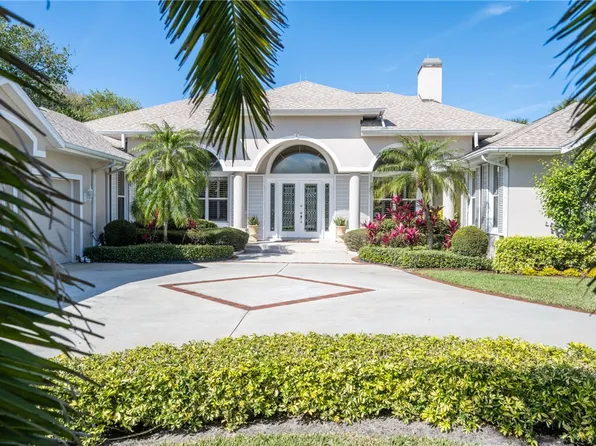 2120 Captains Walk, Vero Beach, FL 32963