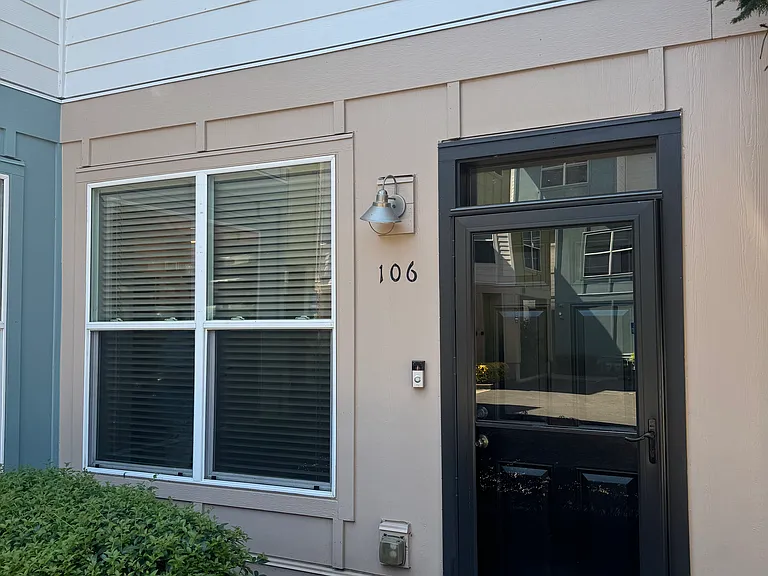 1906 NE Cadbury Ave #106 — Photo 1