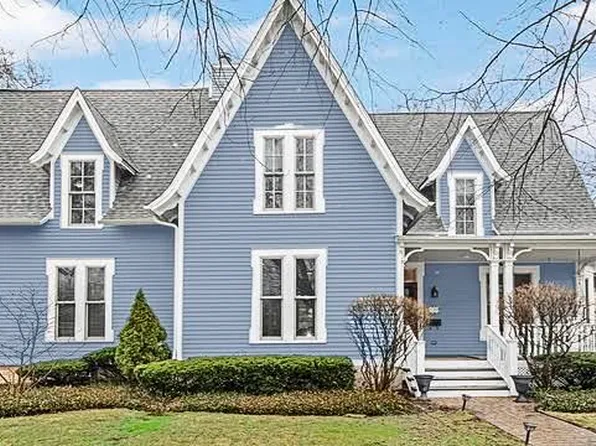 535 Old Green Bay Rd, Glencoe, IL 60022