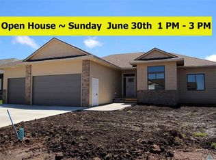 5709 E Huber St, Sioux Falls, SD 57110