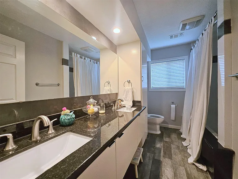 5019 Yarwell Dr — Photo 11