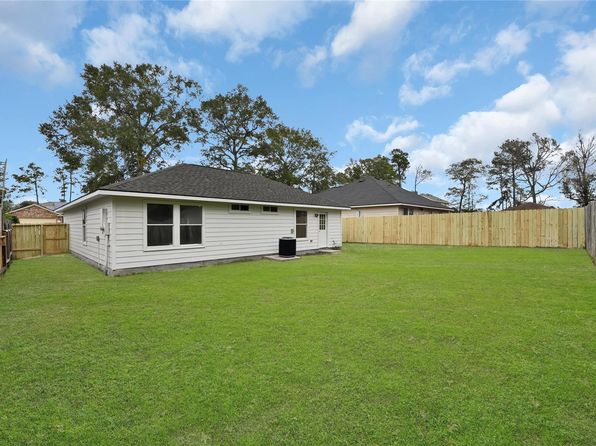 5540 N Buffalo Cir, Willis, TX 77378