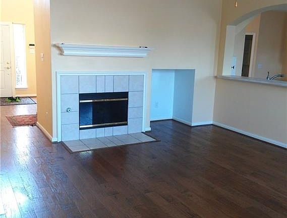 5th image of 7810 Brijetta Dr