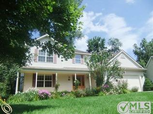 6630 Goldfinch Ln, Clarkston, MI