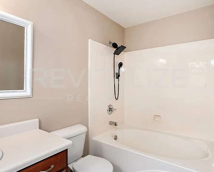 1549 Majesty Loop — Photo 26