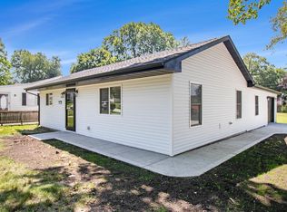 19704 Southland Ave, South Bend, IN 46614