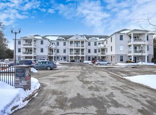 220 Main St N #308, Uxbridge, ON L9P0B6