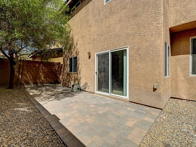 10299 Caverns Mouth Dr — Photo 38