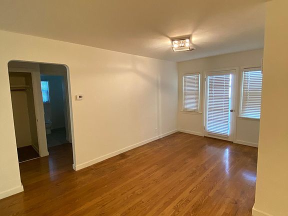 5th image of 1144 Roosevelt Ave