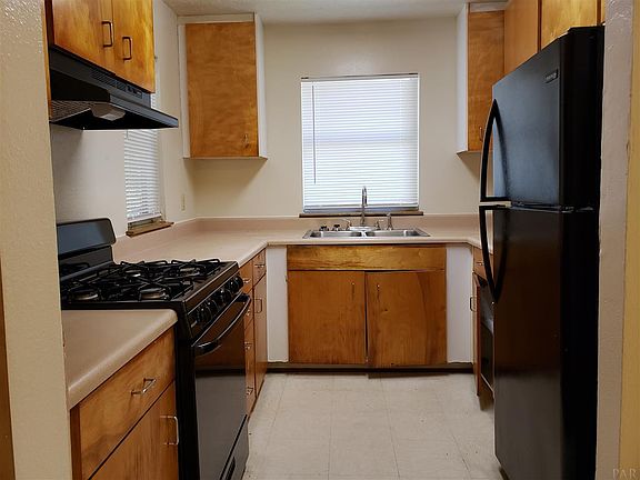 4th image of 308 E Strong St #B
