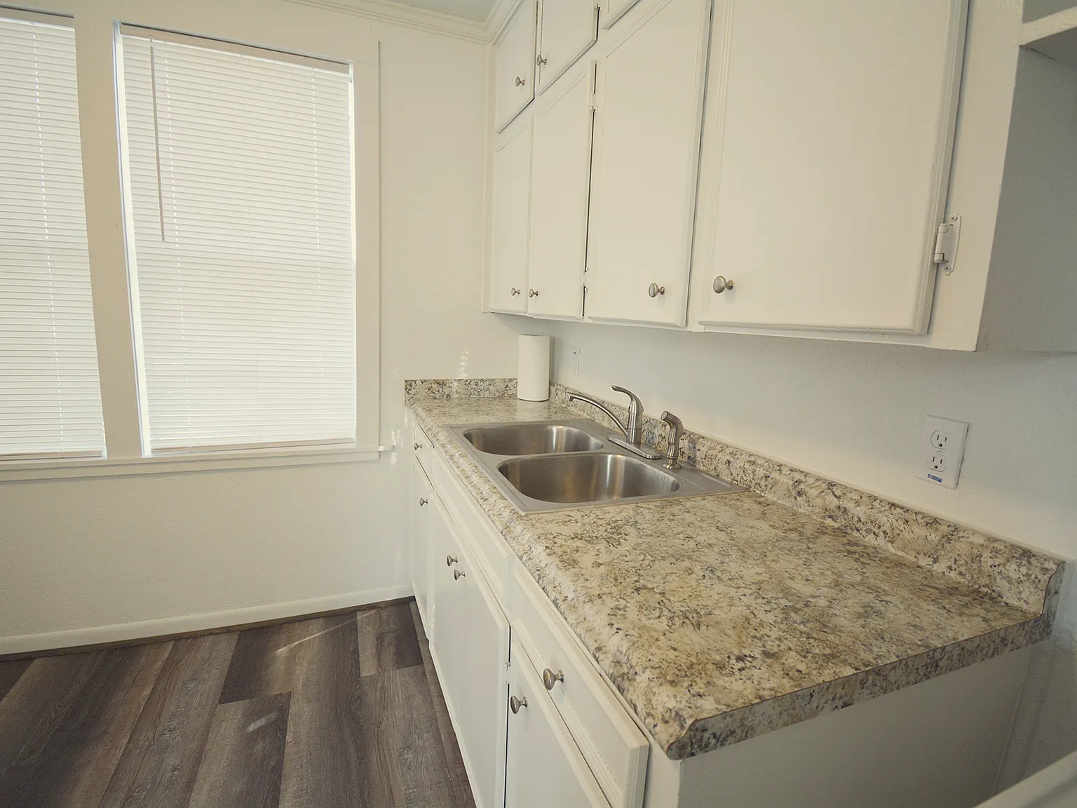 514 West Jefferson Street - 1 — Photo 3