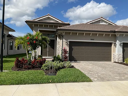 9880 Natura Blvd Photo 1