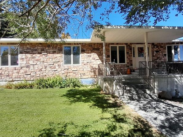 1245 Apache Ave