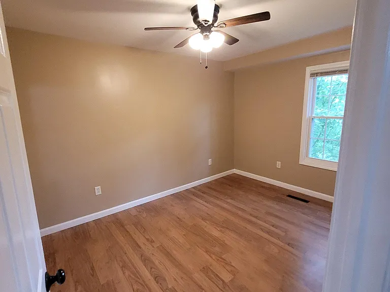 391 Putnam Pike #C — Photo 25
