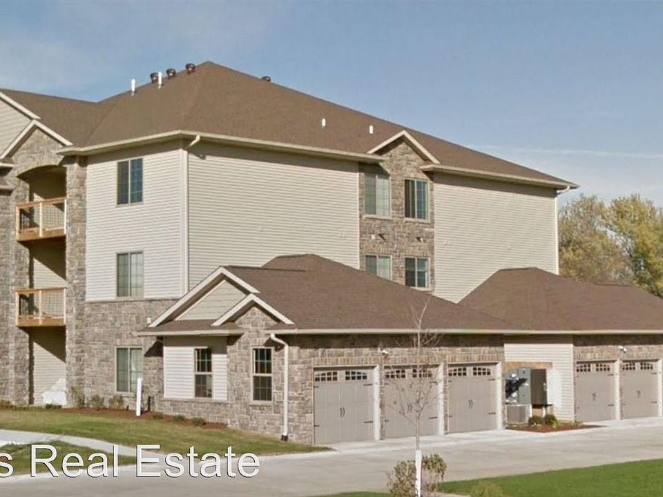 1st image of 510 Pond View Dr APT 204
