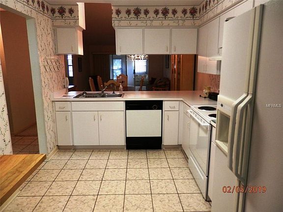 4th image of 1530 Oakview Cir SE