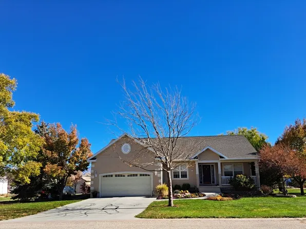 74 Trackside Cir, Grantsville, UT 84029