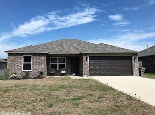 6072 Saddle Hill Dr, Alexander, AR 72002