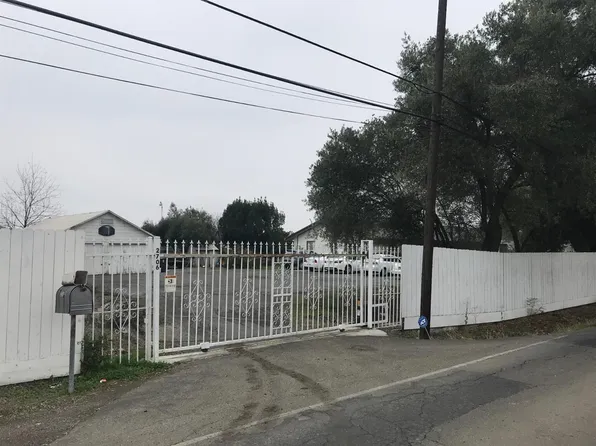 2706 S Pock Ln, Stockton, CA 95205