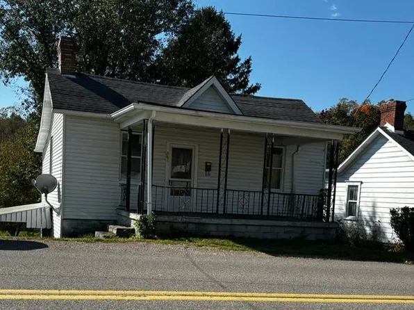 361 Valley St, Mc Donald, PA 15057