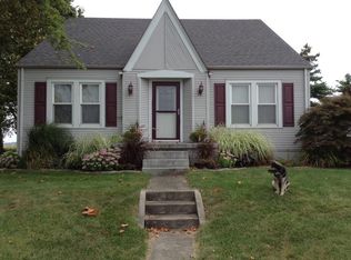 1501 S Hamilton St, Sullivan, IL 61951