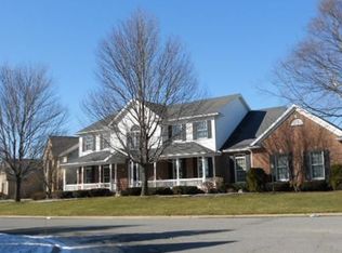 15261 Valentia Dr, Granger, IN