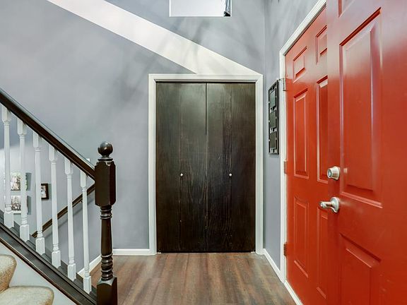 4th image of 7955 Highland Dr