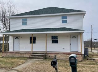 120 E 2nd St, Grindstone, PA 15442