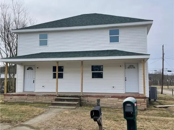 120 E 2nd St, Grindstone, PA 15442