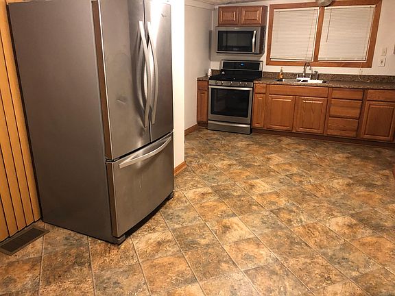 4th image of 603 Olive St