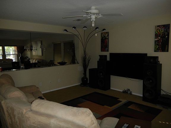 5th image of 799 Warwick Castle Dr