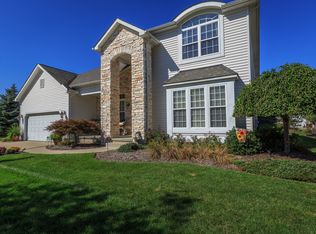 322 Burwick Rd, Highland Heights, OH 44143