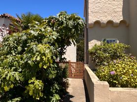 496 Crestlake Dr, San Francisco, CA