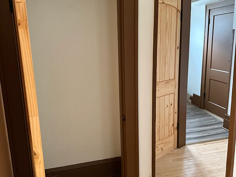 604 Portland Ave — Photo 12