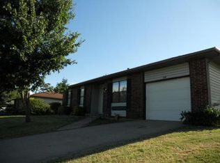 107 S Cedarwood Ave, Republic, MO 65738