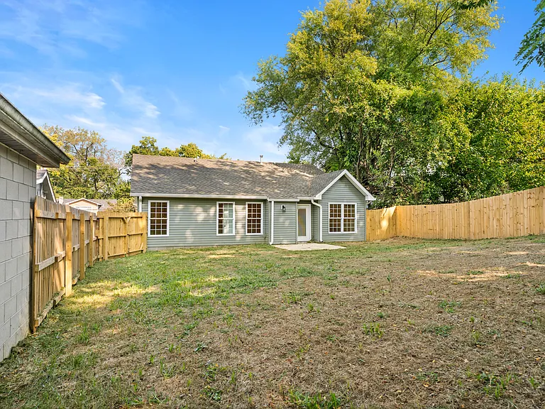 1562 Lincoln Ave — Photo 31