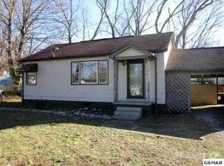 2118 Lloyd Ave, Knoxville, TN 37920