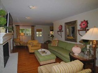 1201 Hunting Ridge Rd, Raleigh, NC 27615