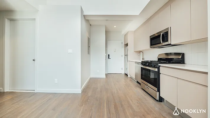 Rented by Nooklyn NYC LLC | media 22