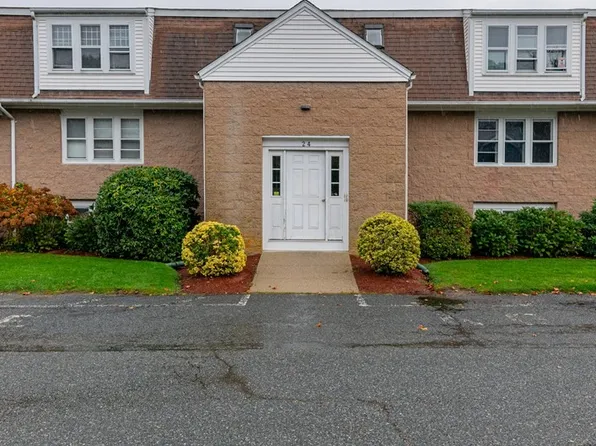 24 Bettys Pond Rd #K, Barnstable, MA 02630
