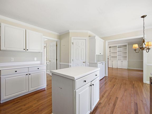 4th image of 4107 Breadfruit Ct