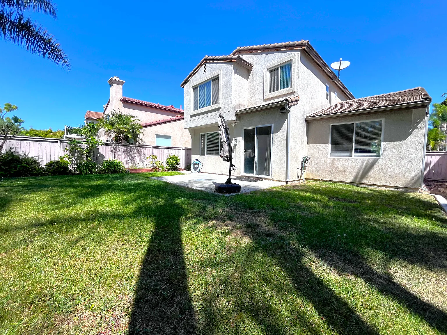 3 bed, 2.5 bath, 1970 sqft, $5,500 — Photo 3