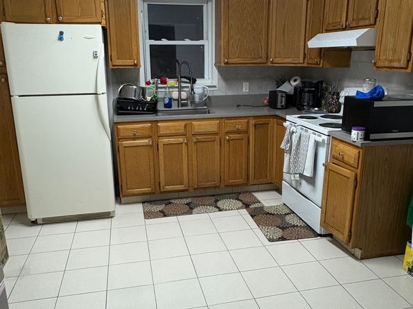 (undisclosed Address)