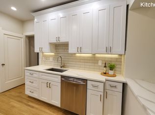 446 Lowell Ave #446, Newtonville, MA 02460