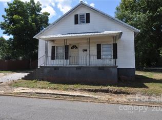 541 Leslie St, Chester, SC 29706