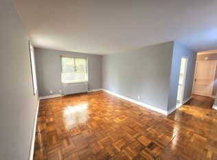 197-05 65th Cres #C, Fresh Meadows, NY 11365